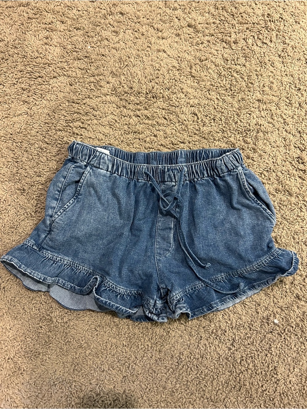 Women’s aerie  Ruffle-Hem Shorts